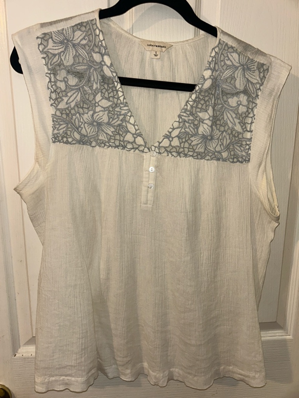 Lucky Brand Cream Sleeveless Camisole with Gray Lace Yoke